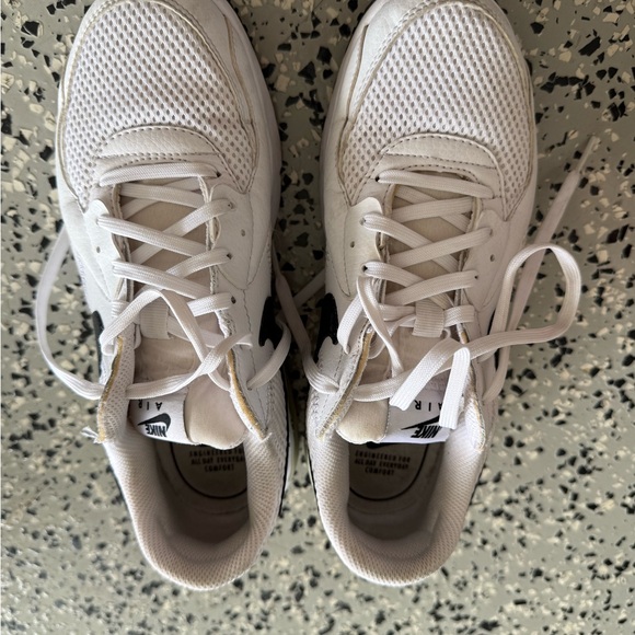 Nike White Knit Sneakers - Picture 3 of 4